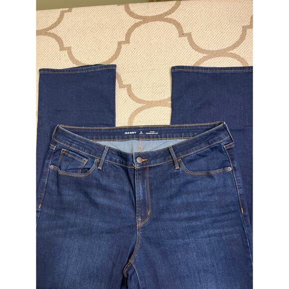 Old Navy mid-rise kicker boot-cut dark blue jeans, size 16 short - Picture 2 of 14
